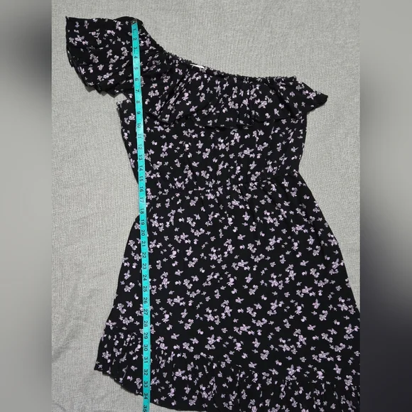 LEITH Floral One Shoulder Ruffle Asymmetric Hem Dress Black Lavender Size Medium - Picture 11 of 15